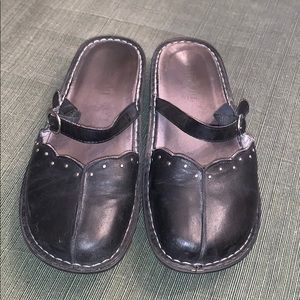 Alegria Tuscany mary jane slip ons